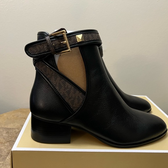 MICHAEL KORS BRITTON BOOTIE - Picture 7 of 8